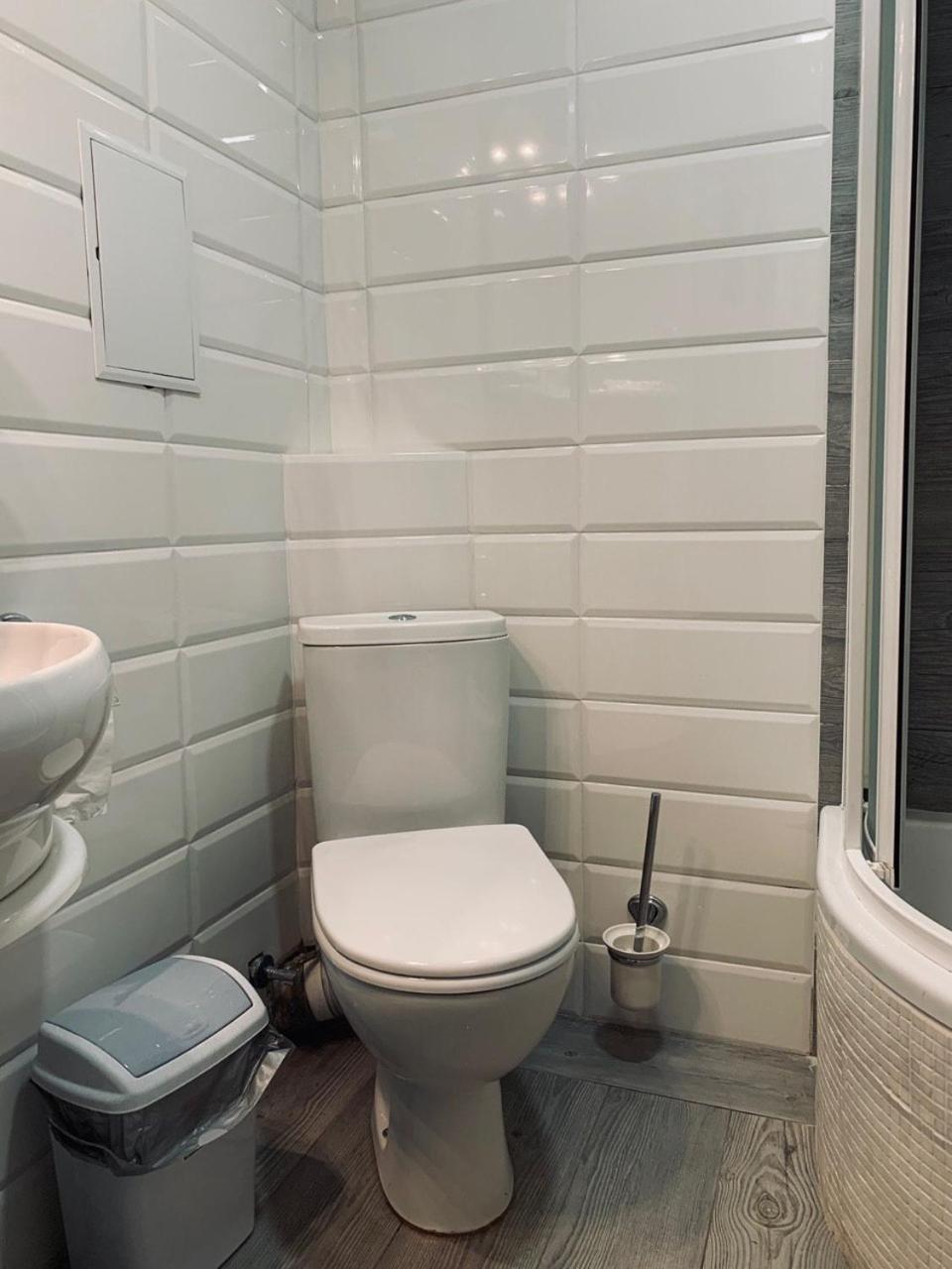 Modern Chaikovskogo Apartment 利沃夫 外观 照片
